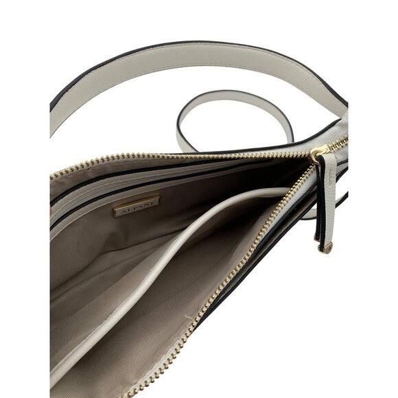 Aldo White Leather Shoulder Bag With Adjustable Strap & Gold-Tone Hardware - Picture 6 of 8